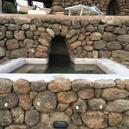 Holiday home Dammusi Il Serralh -pantelleria- Scauri (Sicily)