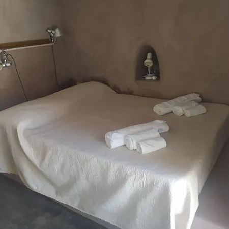 Dammusi Il Serralh -pantelleria- *