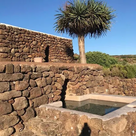 Dammusi Il Serralh -pantelleria- Holiday home Scauri (Sicily)