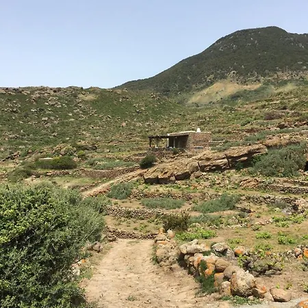 Holiday home Dammusi Il Serralh -pantelleria- Scauri (Sicily)