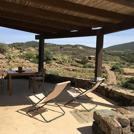 Holiday home Dammusi Il Serralh -pantelleria- Scauri (Sicily)