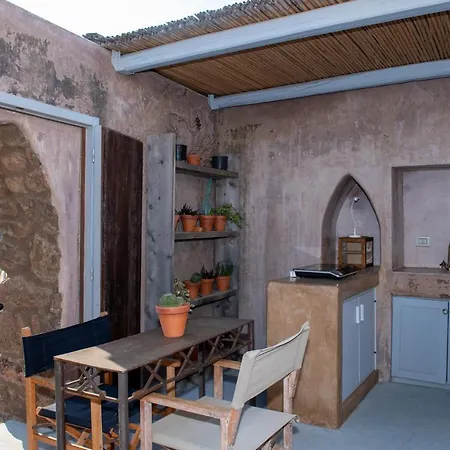 Dammusi Il Serralh -pantelleria- Scauri (Sicily)