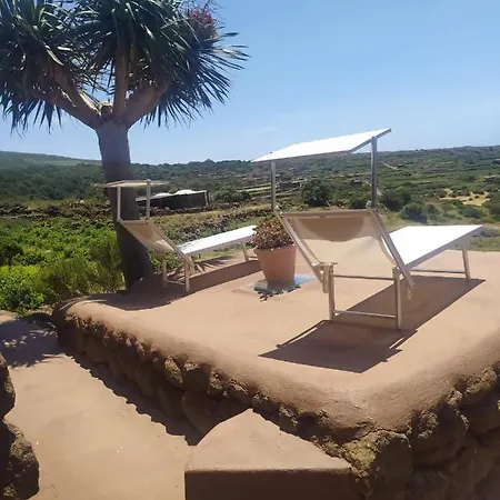 Dammusi Il Serralh -pantelleria- Scauri (Sicily)