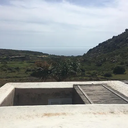 بيت للعطل Dammusi Il Serralh -pantelleria- Scauri (Sicily)