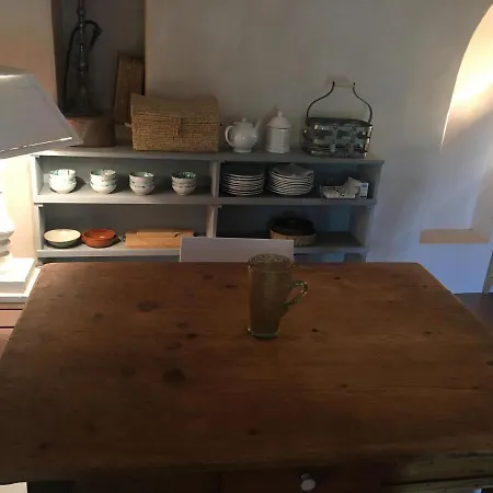 Dammusi Il Serralh -pantelleria- *