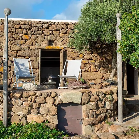 Dammusi Il Serralh -pantelleria- Holiday home